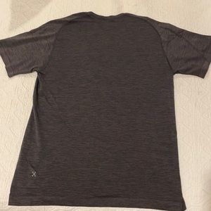 Lululemon Metal Vent Tech Short Sleeve Shirt - EUC